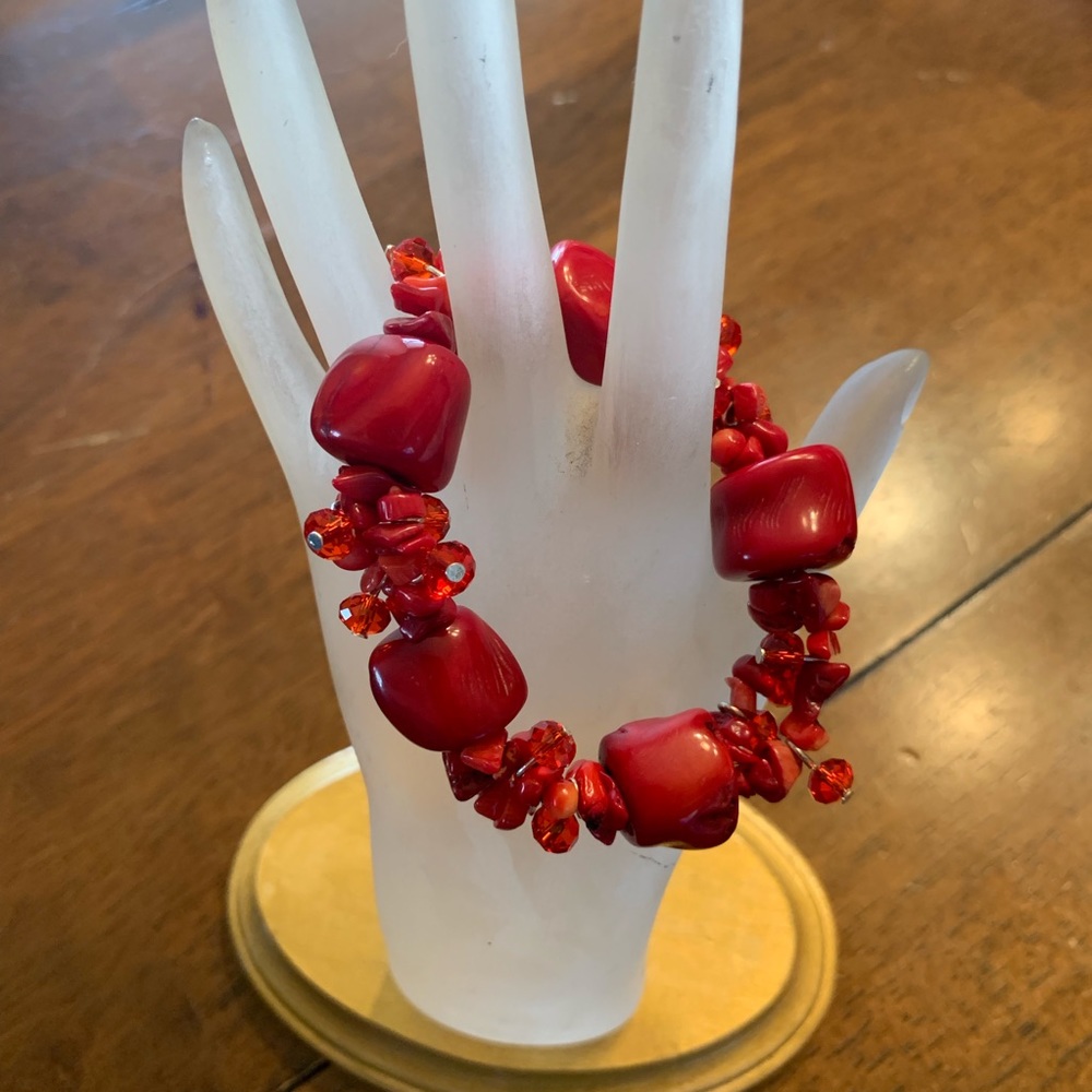 Red coral nugget and beaded stretch bracelet